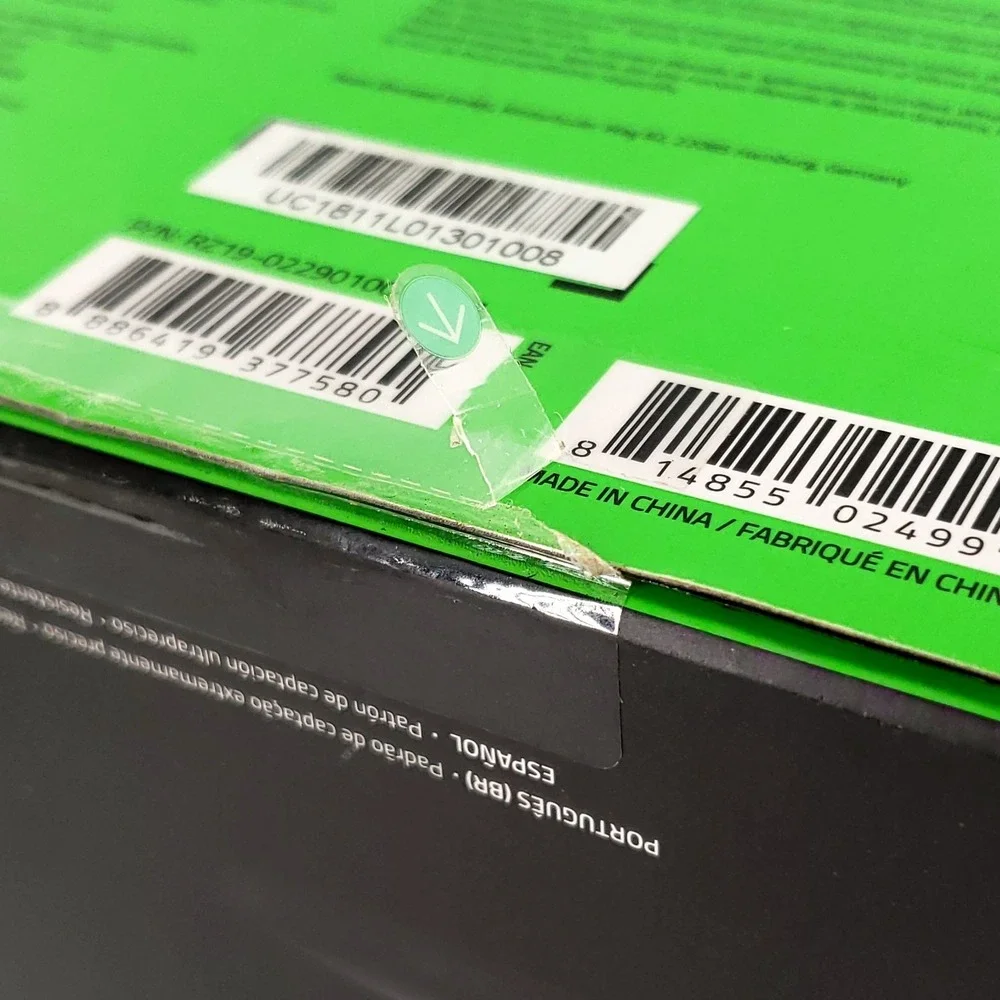 Razer Seiren X Compact Condenser Streaming Microphone USB Brand New Sealed